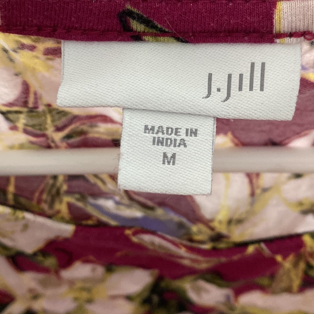 J. Jill top floral print, size M, 95% cotton 5% spandex - Picture 4 of 4